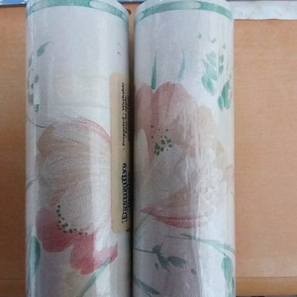 Decorative Floral Prepasted Wallpaper Border (2ct) - Picture 2 of 5